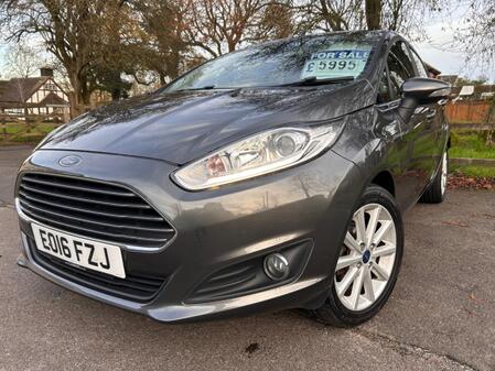 FORD FIESTA 1.0 T EcoBoost Titanium